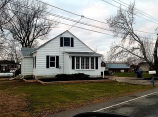 5516 Comstock Rd, Lockport, NY 14094