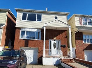 32 Colonial Dr FLOOR 2, Bayonne, NJ 07002