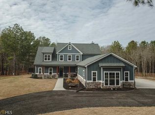 225 Bradleys Line Dr, Senoia, GA 30276
