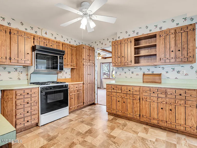 501 Cable Ave — Photo 22