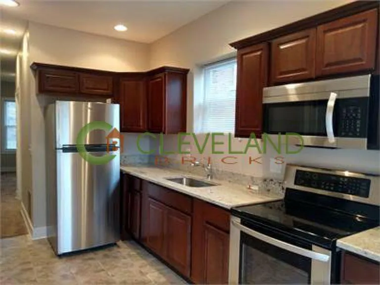 1475 W 112th St #1 — Photo 1