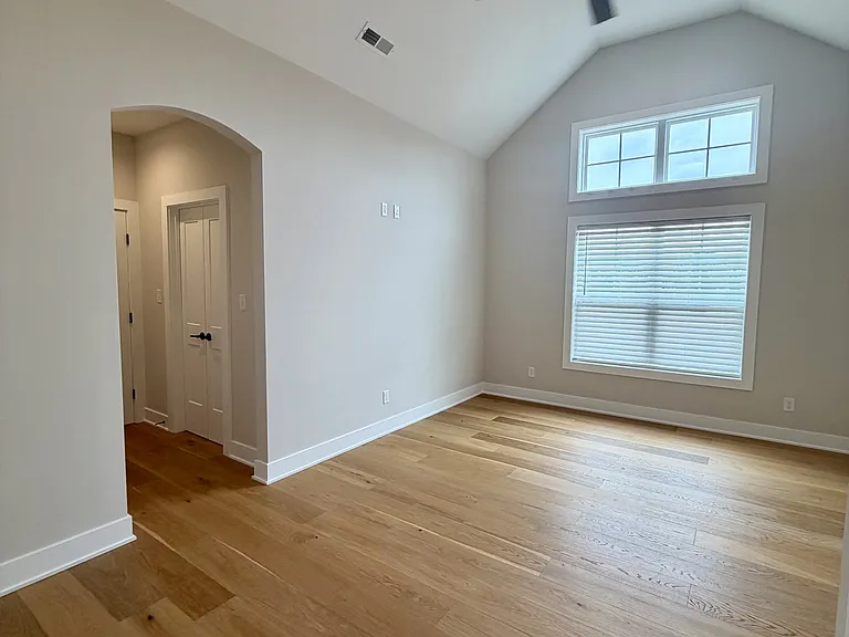 204 Crest Ridge Ct — Photo 21