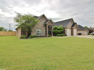 3851 Legacy Village Dr, Benton, AR 72015