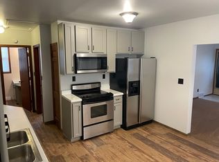 2001 Jay Eye See Ave, Racine, WI 53403