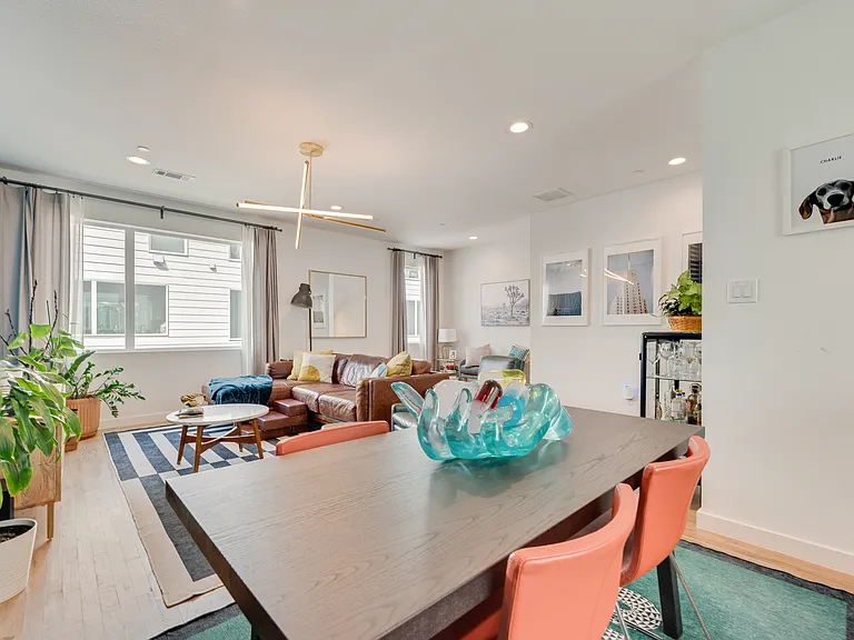 4705 Bryan St #302 — Photo 15