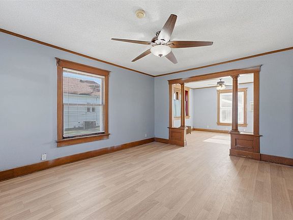 3rd image of 431 Washington St