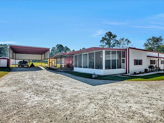 5th image of 260 Fish Rd