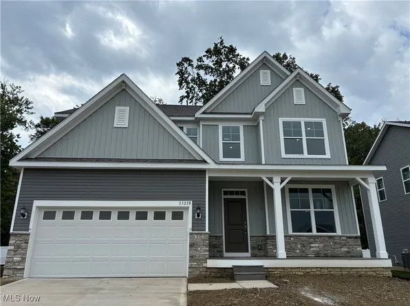 35228 Bald Eagle Ln, Willoughby, OH 44094