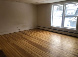 15 3rd St #E, Presque Isle, ME 04769