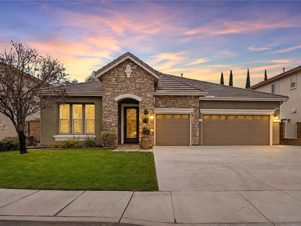 1st image of 33725 Pebble Brook Cir