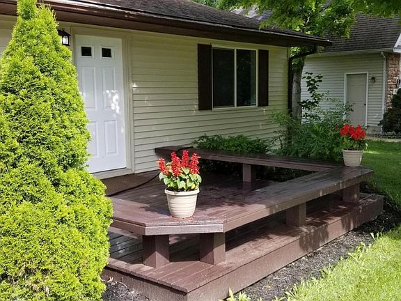 3rd image of 34 Laurel Heights Ct