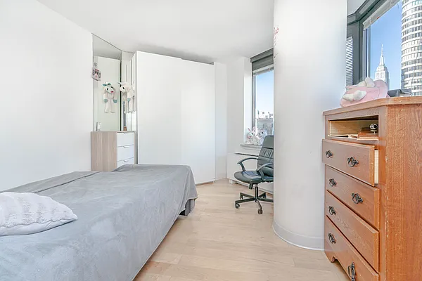 Rented by Luxury Habitat | media 5