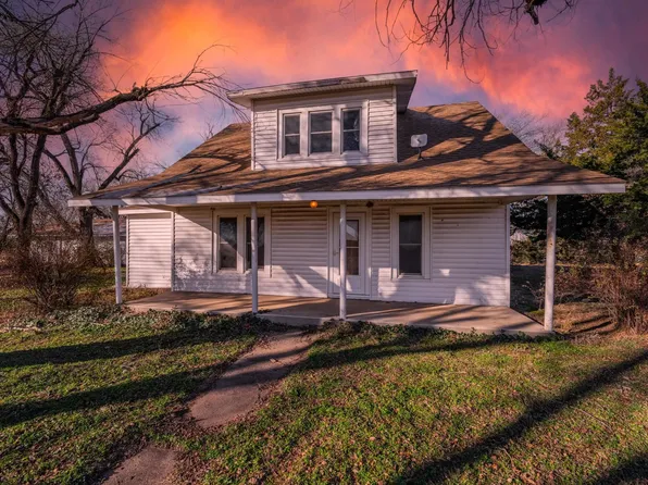 6005 W Irish Creek Rd, Hutchinson, KS 67501