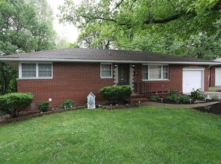 3867 Omega St, Alton, IL 62002