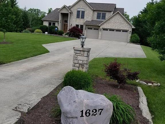 2nd image of 1627 Fox Chase Dr