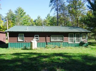 9147 S Oakland Dr, Baldwin, MI 49304