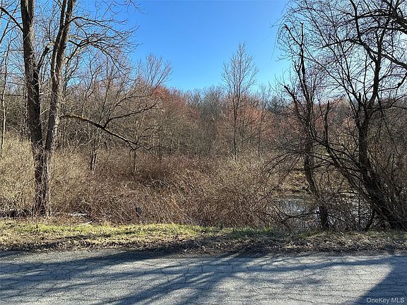 5th image of Schoolhouse Road