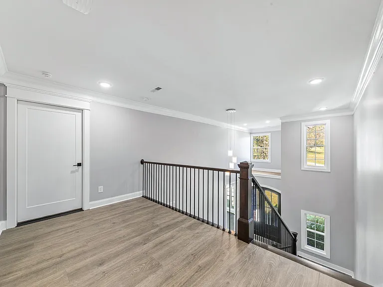 601 Joyce Ave — Photo 60