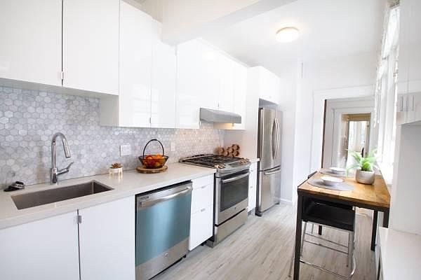 1st image of 355 Grove St #11