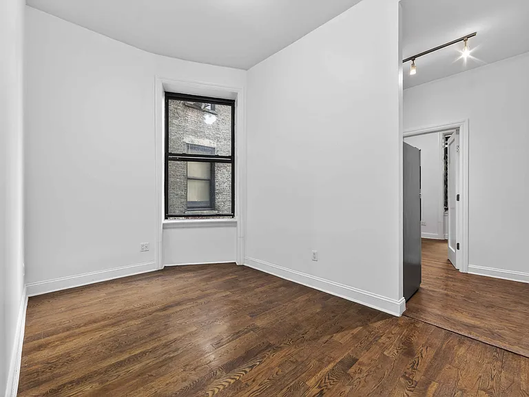 207 W 107th St #1W — Photo 12