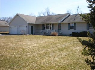 4545 Hall Rd, Canandaigua, NY 14424