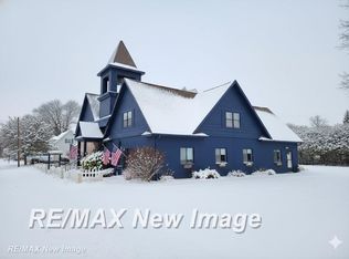 201 Mann Rd, Sterling, MI 48659