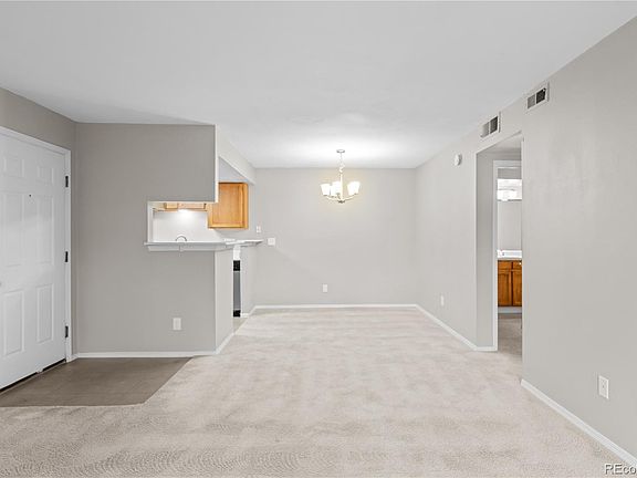 5th image of 8225 Fairmount Drive #2-103