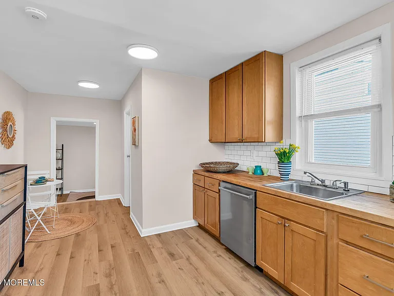 282 Carr Ave #2 — Photo 8