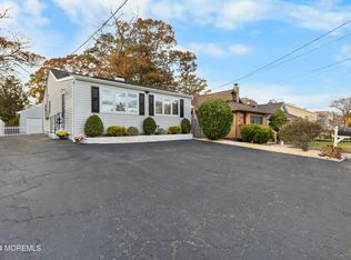 122 Fischer Blvd, Toms River, NJ 08753