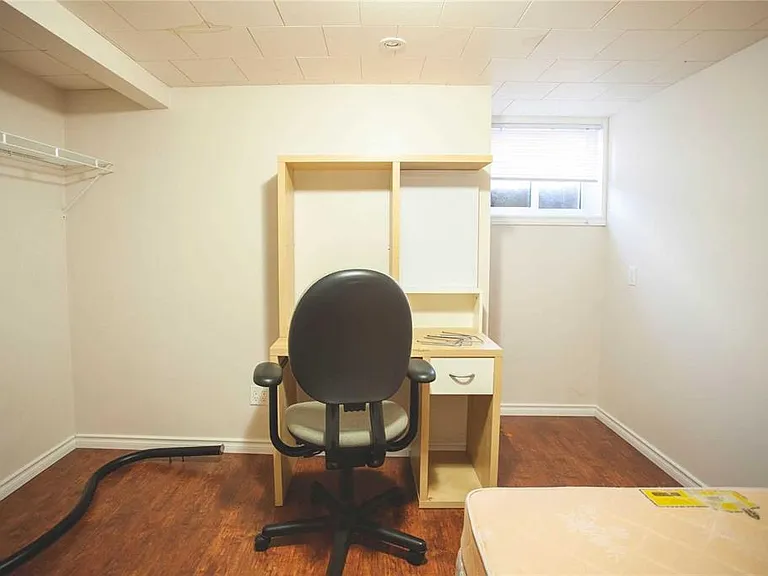 16 Victor Blvd #UPPER — Photo 15
