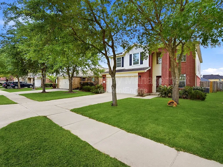 5342 Gibralter Pl — Photo 3
