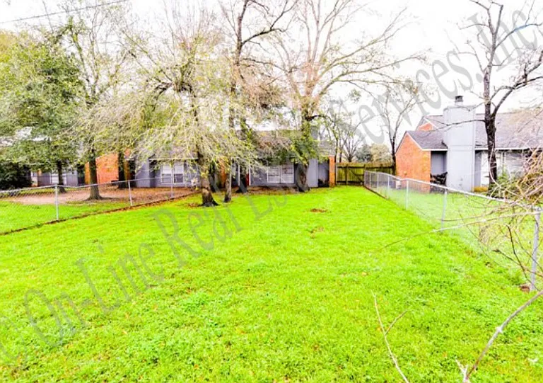 607 W Ridge Dr — Photo 8