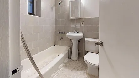 Rented by Bond New York