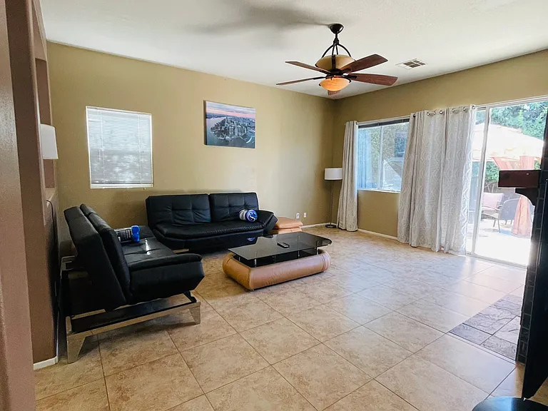 27875 Avenida Maravilla — Photo 13