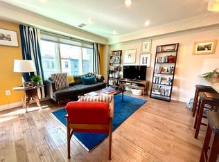 312 Sumner St #3, Boston, MA 02128