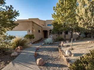 415 Turner Dr NE, Albuquerque, NM 87123