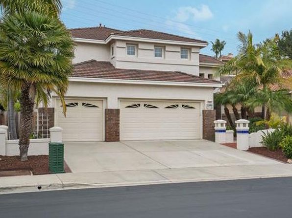 2906 Avenida Valera