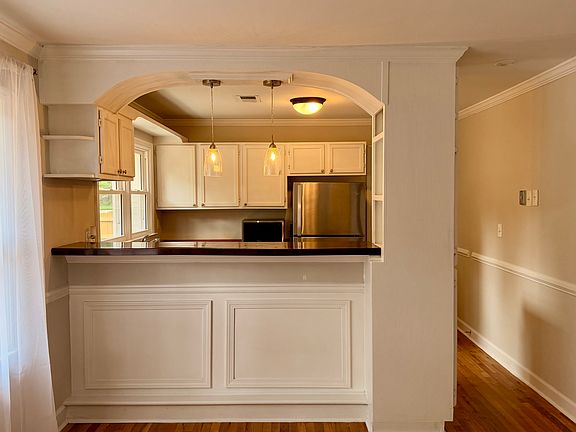 5th image of 755 Trout St NE