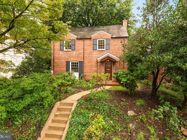 8410 Cedar St, Silver Spring, MD 20910