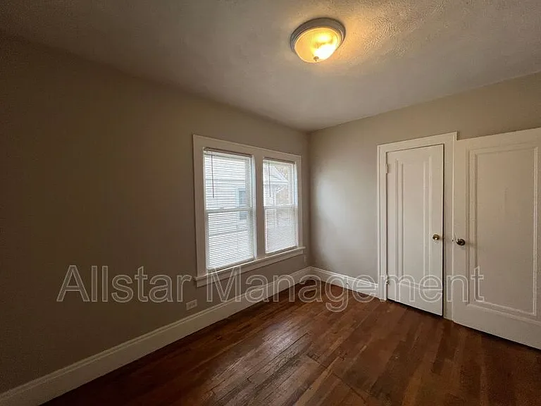 3301 Washington Blvd — Photo 18