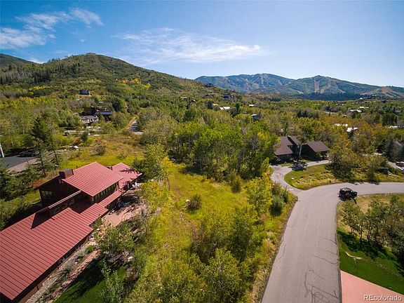 4th image of 477 Blue Sage Cir
