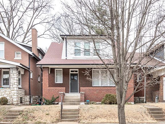 2nd image of 1125 Dover Pl