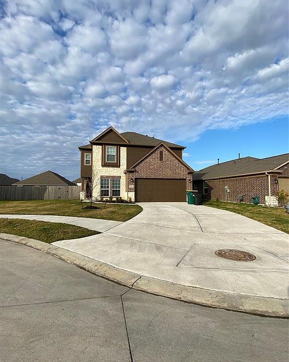 1st image of 2326 Sanders Brook Dr