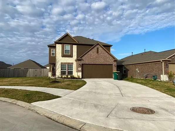 2326 Sanders Brook Dr, Baytown, TX 77521