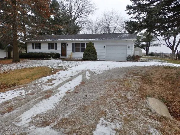 957 Conroy St, Pittsfield, IL 62363
