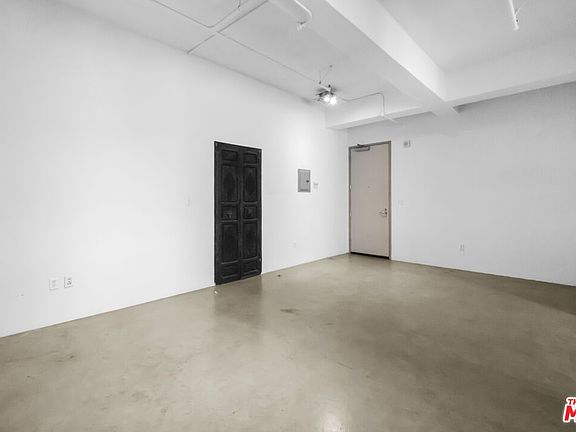 3rd image of 849 S Broadway #406
