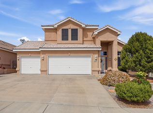 4203 Caprock Rd NW, Albuquerque, NM 87114