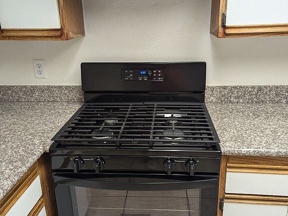 5th image of 206 N Coffman St #203
