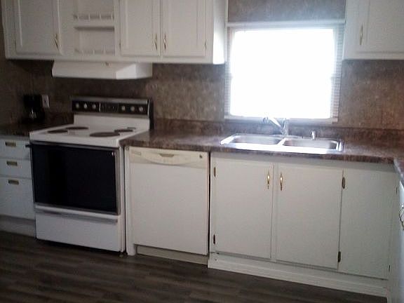 ELECTRIC STOVE & DISHWASHER