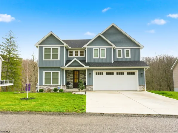 206 Farm Brook Ln, Morgantown, WV 26505